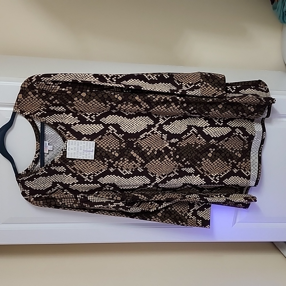#258 - Lularoe Elizabeth, NWT